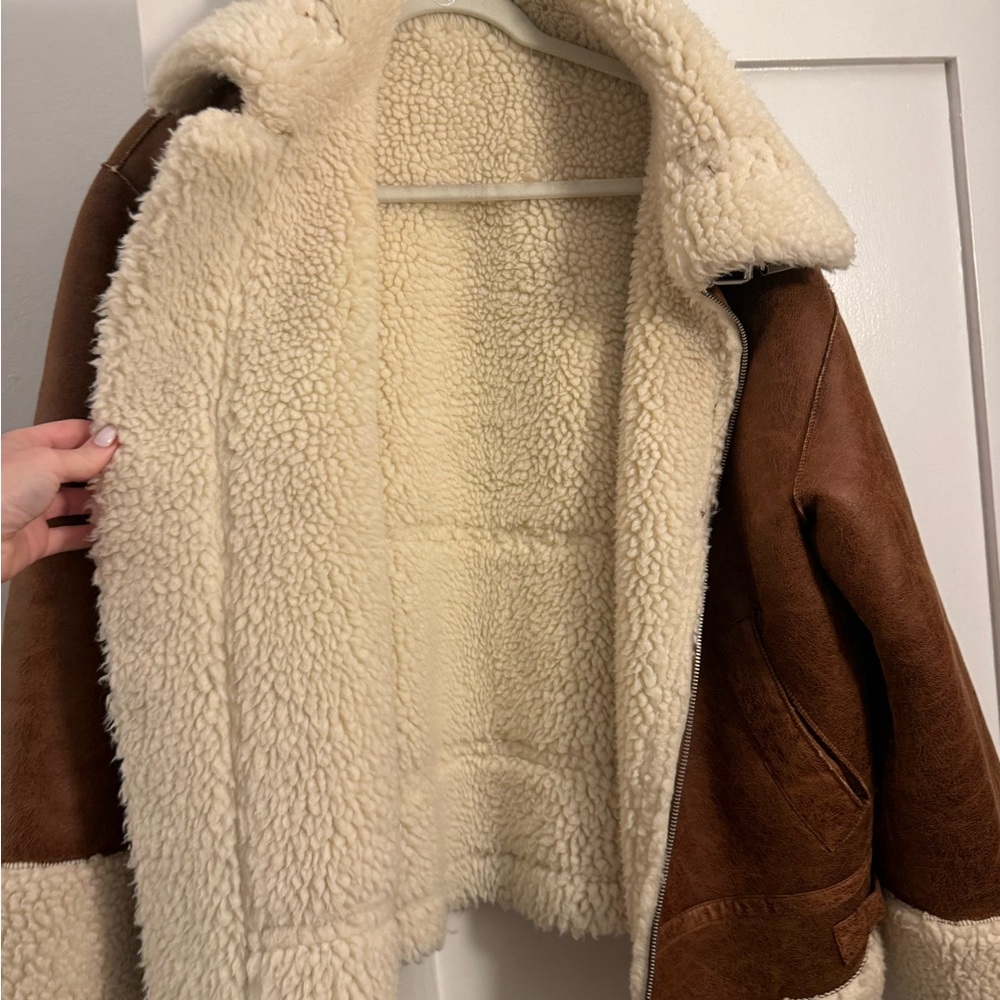 Oversized Brown Shearling Jacket - image 3
